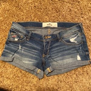 Hollister Rare Denim Short-Shorts Size 25 (1)